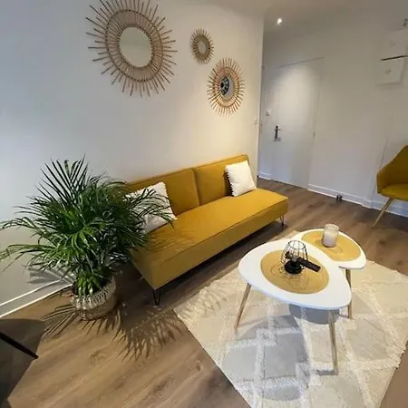 Le Sunny-hyper Centre -proche Gare - Paisible -wifi Hd -netflix-ideal Couple Business Et Famille Apartman Niort