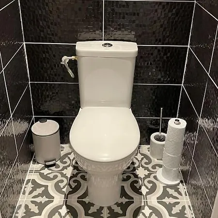 Le Sunny-hyper Centre -proche Gare - Paisible -wifi Hd -netflix-ideal Couple Business Et Famille Appartement Niort